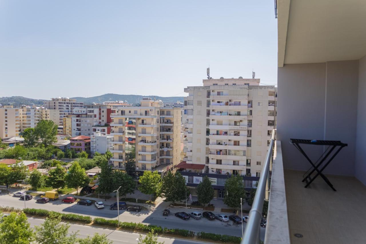 Gus Apartament Vlorë Exterior foto