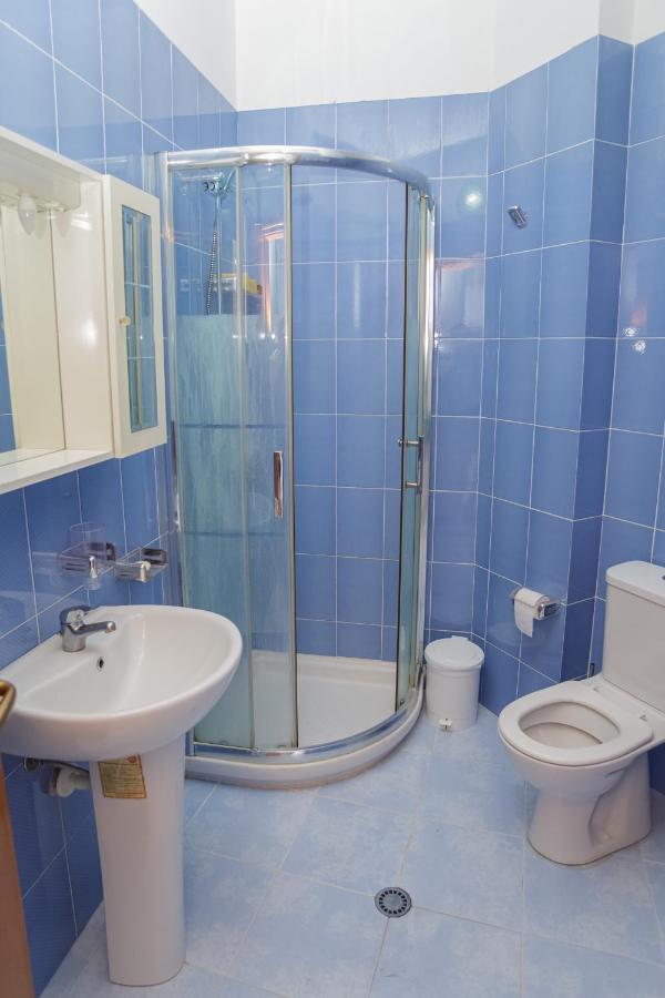 Gus Apartament Vlorë Exterior foto