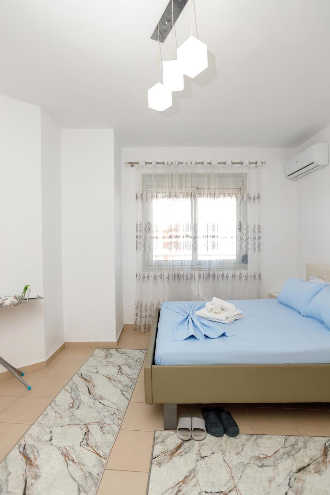 Gus Apartament Vlorë Exterior foto