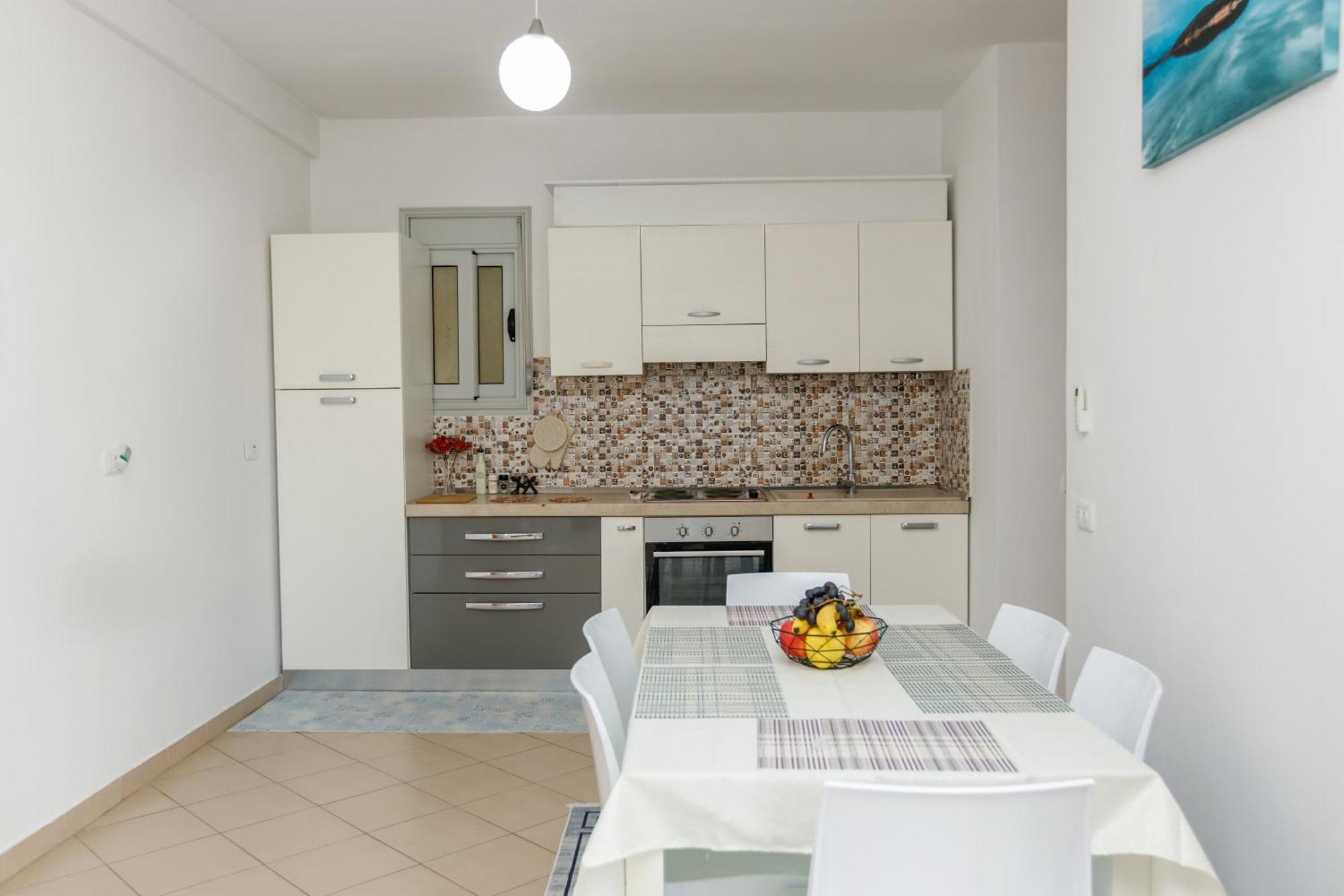 Gus Apartament Vlorë Exterior foto